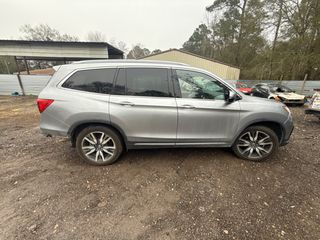 2021 Honda Pilot AWD Touring 8 Passenger - Exterior Side Passenger